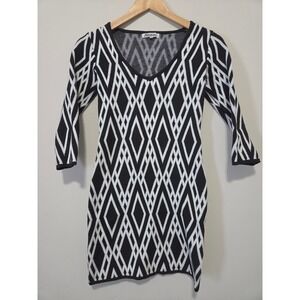 Stiletto‎ Womens Black White Geometric Diamond Ikat Knit V-Neck Bodycon Dress M